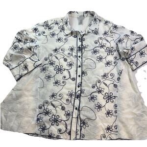 Floral Embroidered white Button-up blouse western boho whimsical size 1X women‎